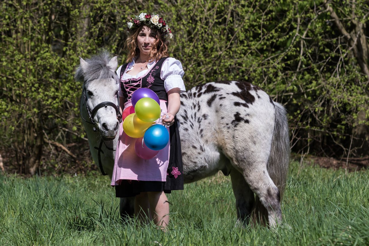 Bild 43 - Fotoshooting im Wald